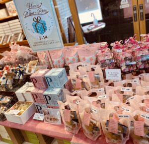 ラッピングギフト沢山ご用意ございます🎁💕